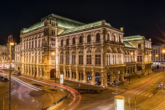 Vienna State Opera (Wiener Staatsoper) in Vienna, Austria