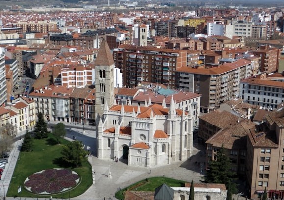 Church of Santa María la Antigua in Valladolid, Spain