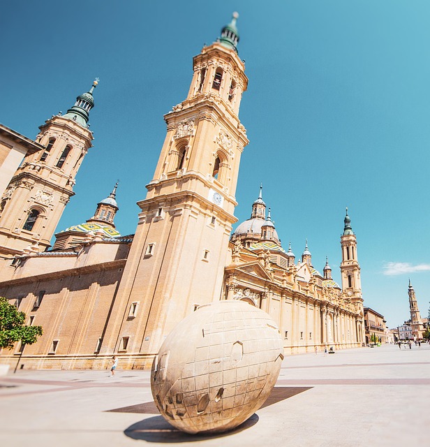 Plaza del Pilar in Zaragoza, Spain