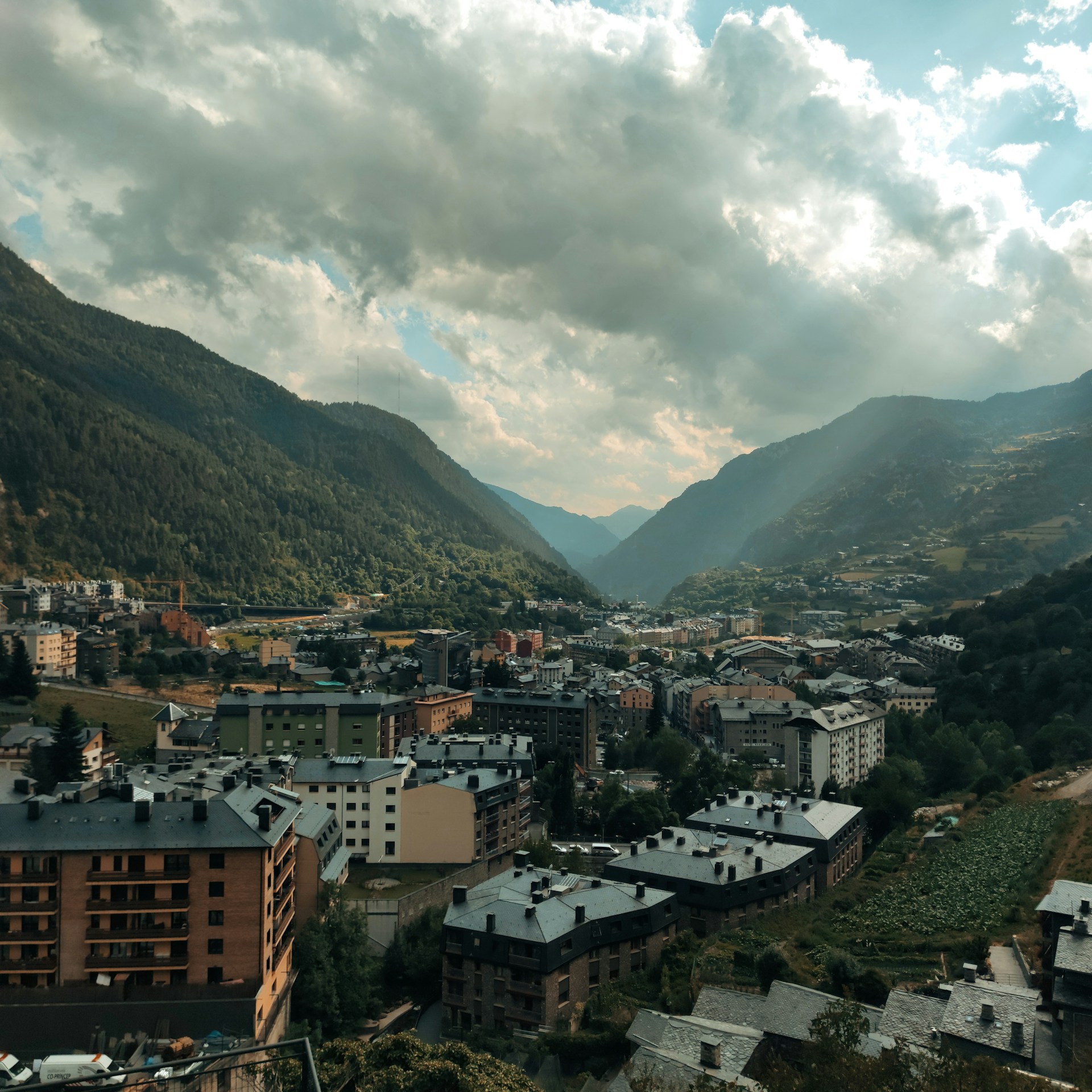 Encamp – top attractions and things to do