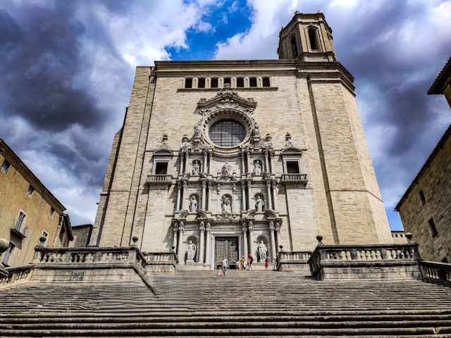 Girona – top attractions and things to do